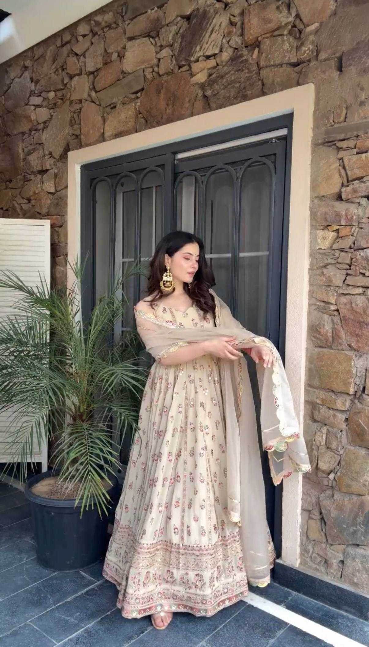 Galaxy Simmer Embroidery Anarkali Gown - MYLUXURY LANE ENTERPRISE